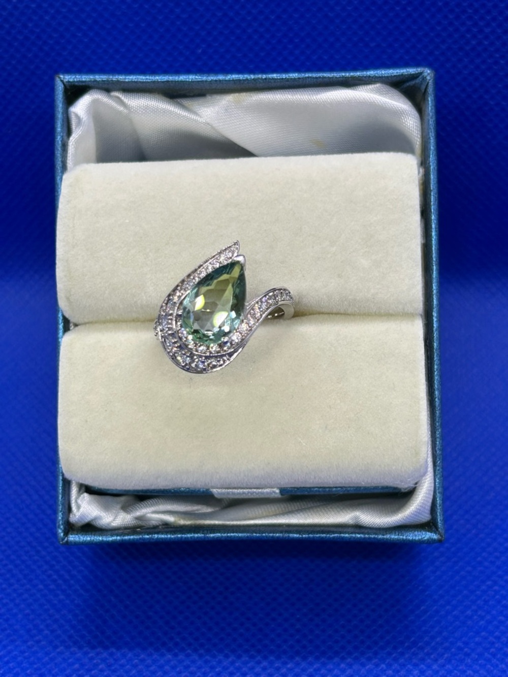 Source Unknown Green Teardrop Crystal Halo Ring in Silver-Tone